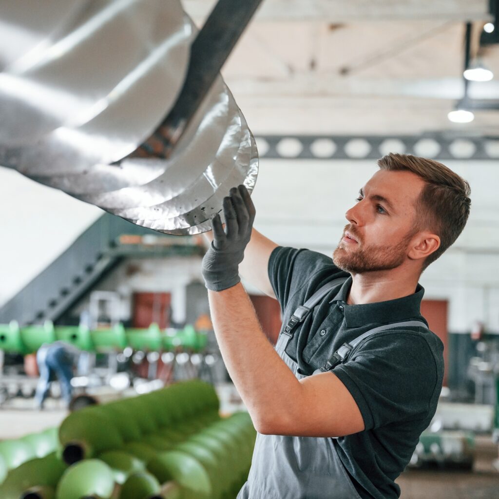 Optimización de la Cadena de Suministro para Bienes de Consumo Gamma